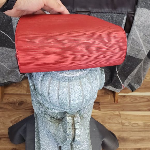 SHISEIDO RED BURGUNDY MAKEUP POUCH - Picture 2 of 4